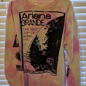 Ariana Grande NASA sweatshirt